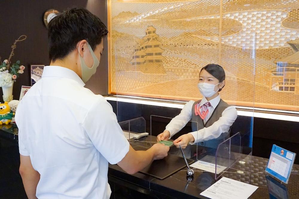 Hotel Route-Inn Toyokawa Inter Екстер'єр фото
