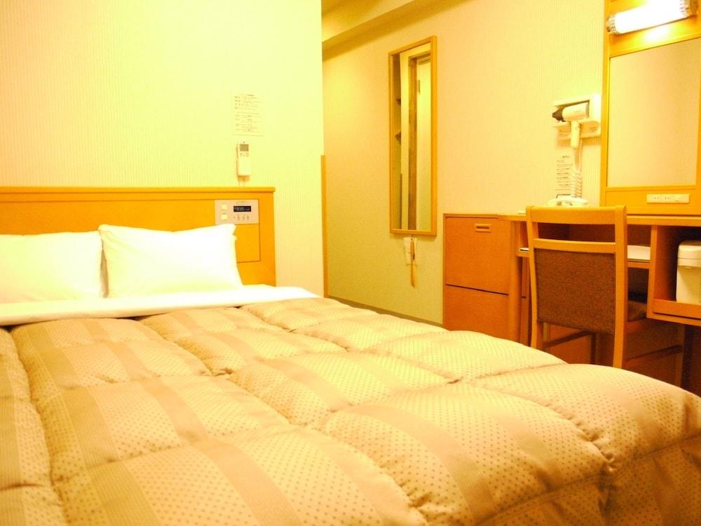 Hotel Route-Inn Toyokawa Inter Екстер'єр фото